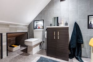 Sandy Lane Preston Brook